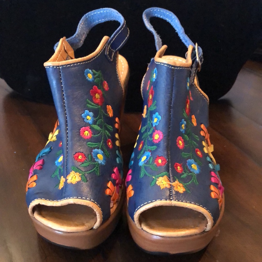 🇲🇽Milart Hurache handmade Mexican leather, embroidered, platform heeled sandal - Picture 5 of 11